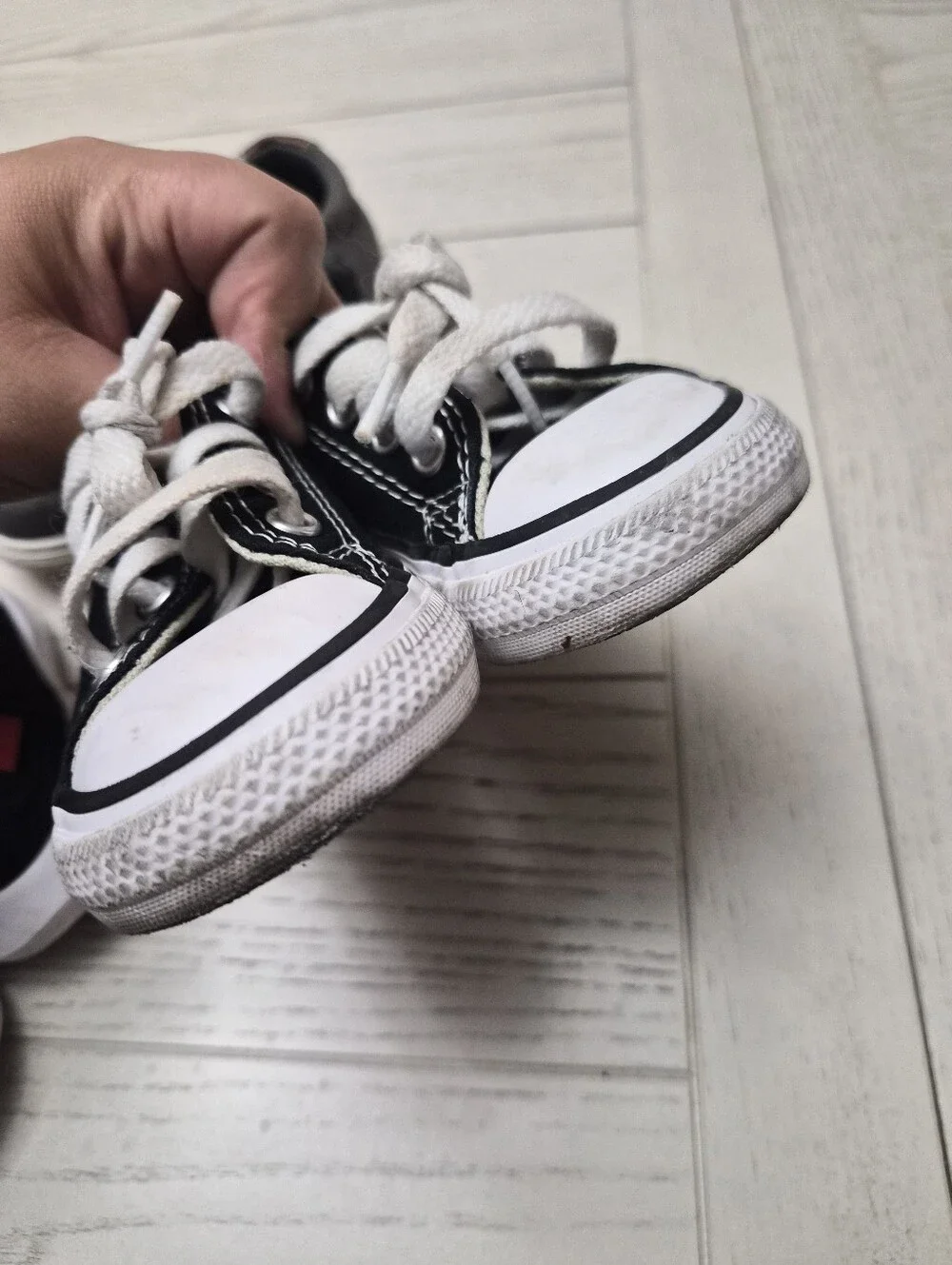 Converse pairs shoes